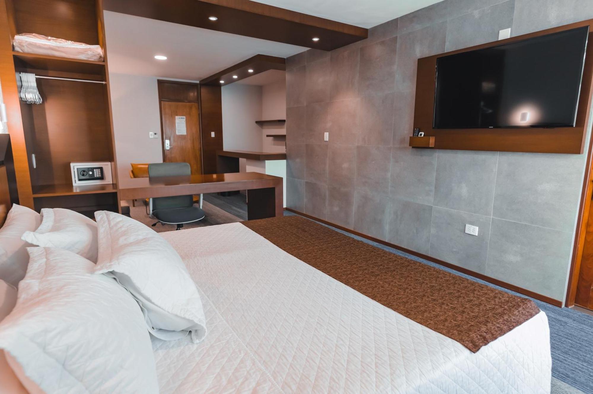 Hotel Cortez Santa Cruz de La Sierra Εξωτερικό φωτογραφία