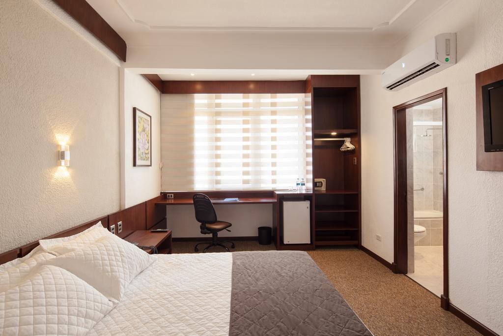 Hotel Cortez Santa Cruz de La Sierra Εξωτερικό φωτογραφία